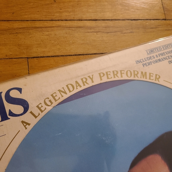 Elvis Vol. 3 A Legendary Performer vintage vinyl album picture record Fair - Picture 8 of 11